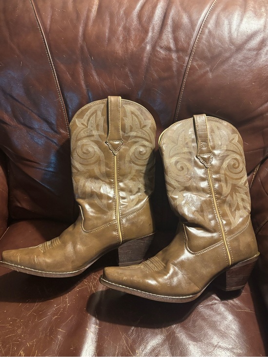 Durango Shoes - Durango Tan Embroidered Western Heeled Boots
